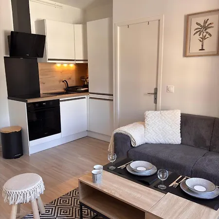 דירה Le Scandinave - Refurbished - Tram Stop אנמסה
